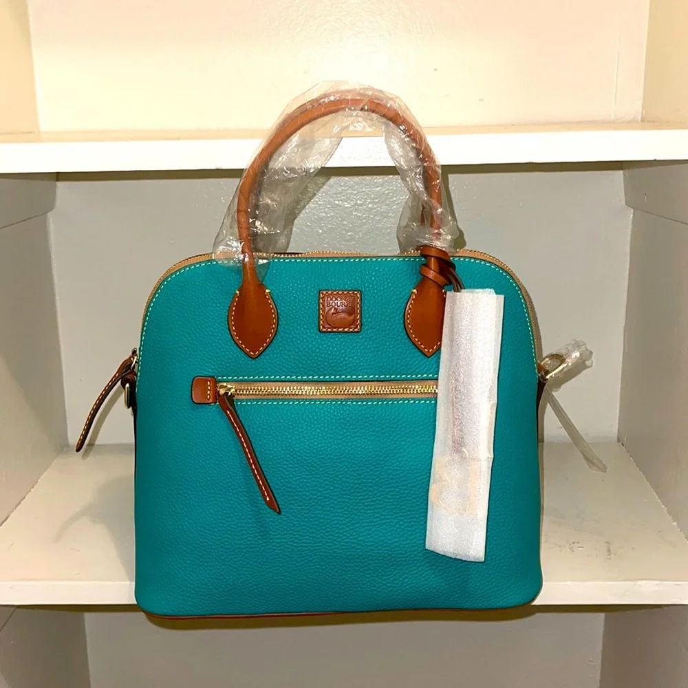 Dooney & Bourke | Bags | Selling My Dooney Bourke Bag Never 